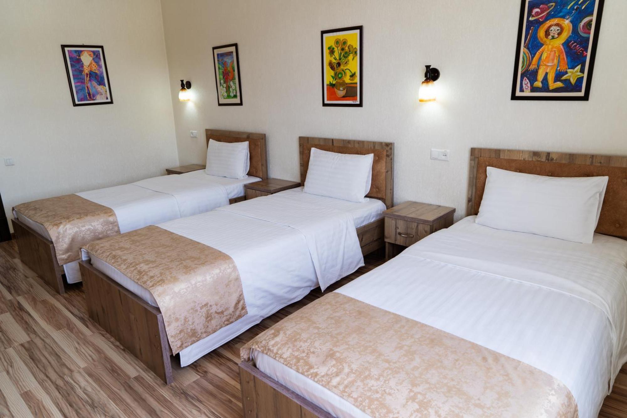 Tourist Inn Hotel Tasjkent Eksteriør billede