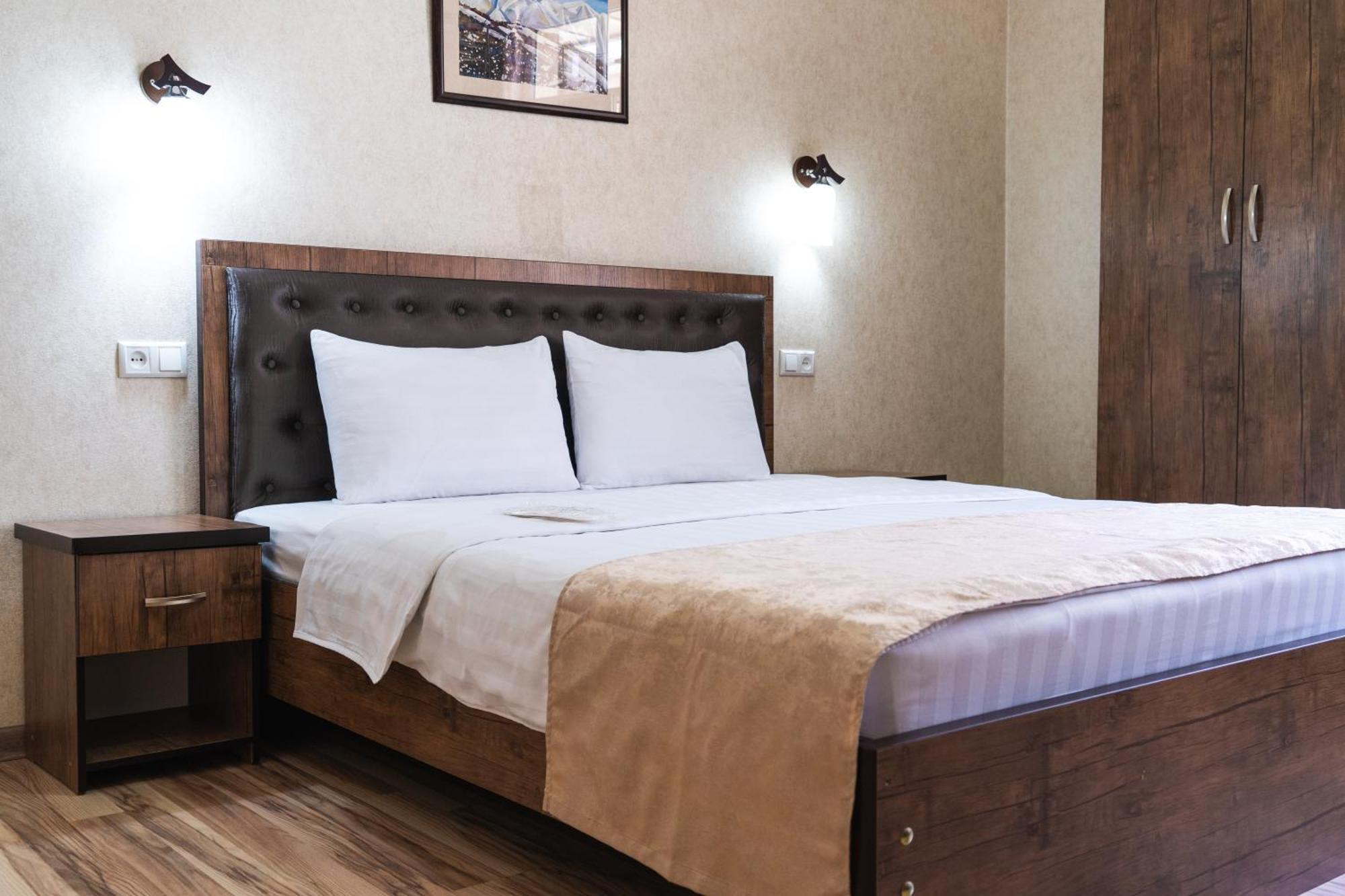 Tourist Inn Hotel Tasjkent Eksteriør billede