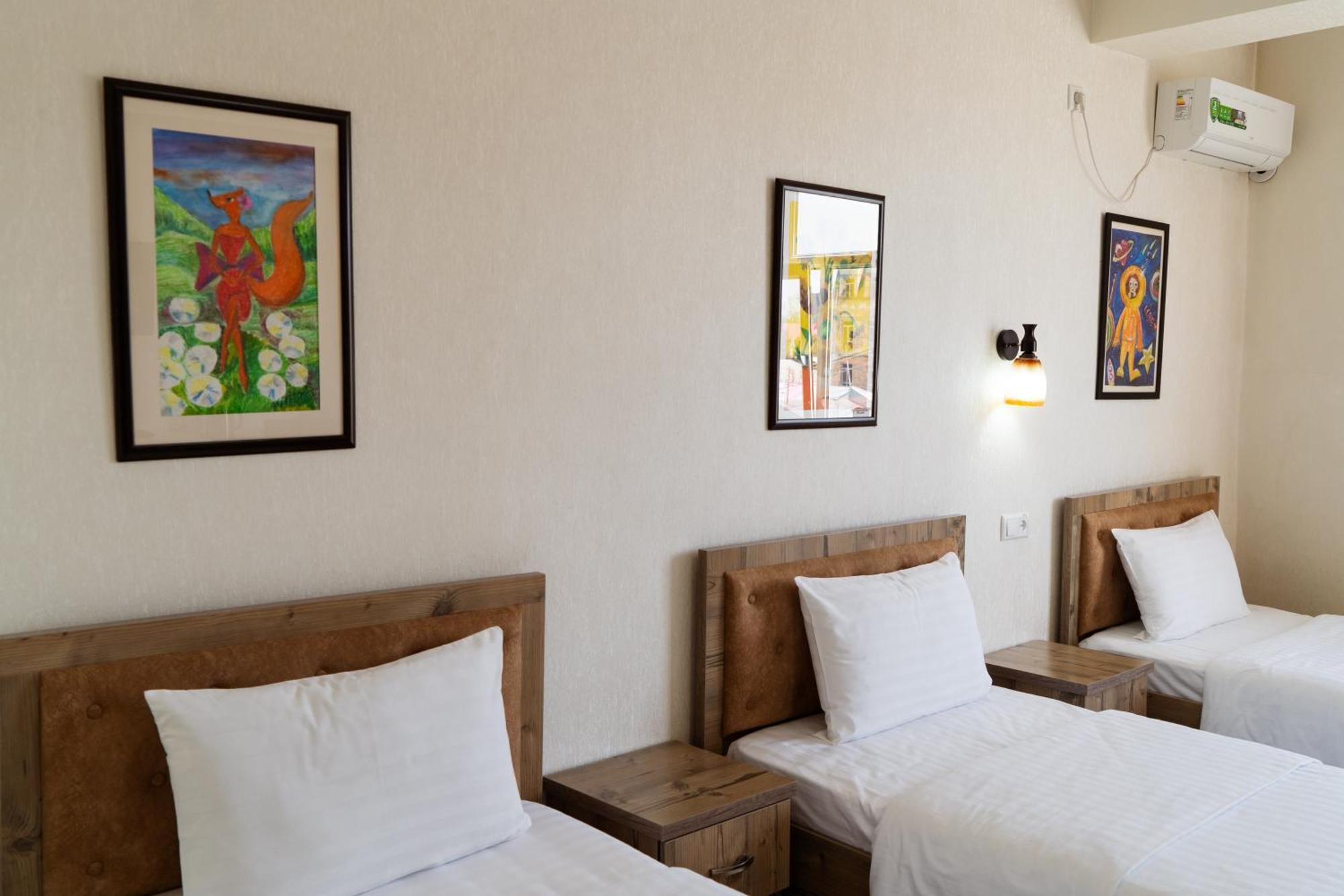 Tourist Inn Hotel Tasjkent Eksteriør billede