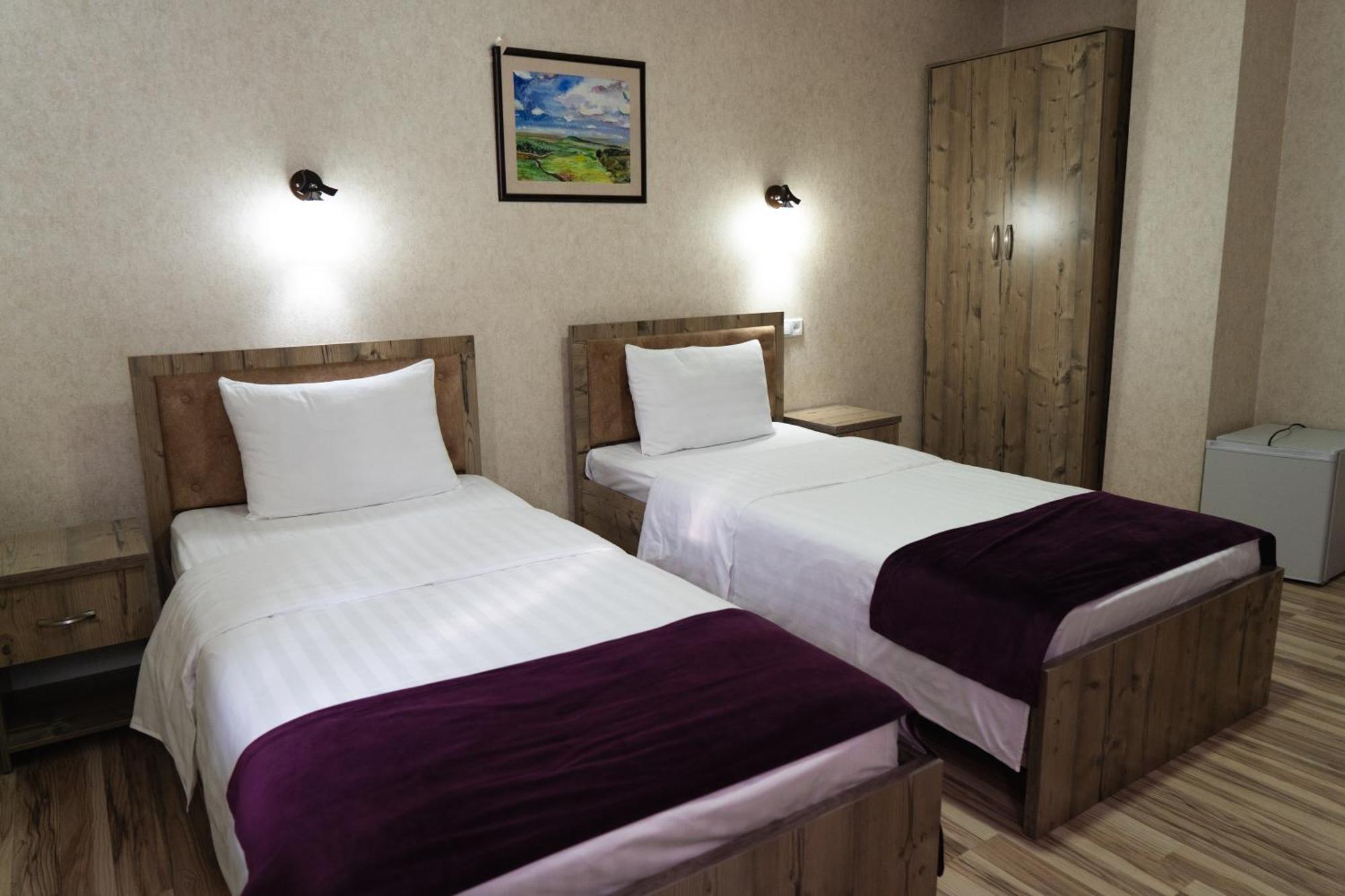 Tourist Inn Hotel Tasjkent Eksteriør billede