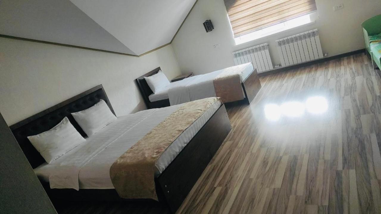 Tourist Inn Hotel Tasjkent Eksteriør billede
